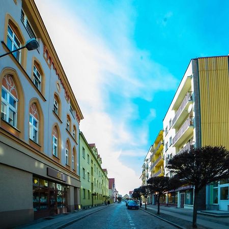 Lofty Apartamenty Namyslow I Экстерьер фото