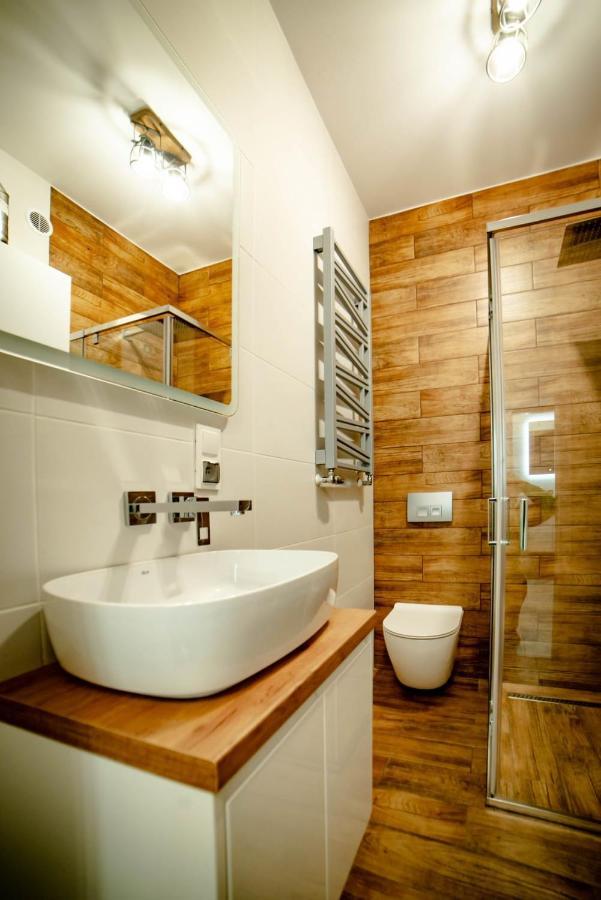 Lofty Apartamenty Namyslow I Экстерьер фото