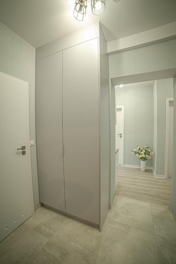 Lofty Apartamenty Namyslow I Экстерьер фото